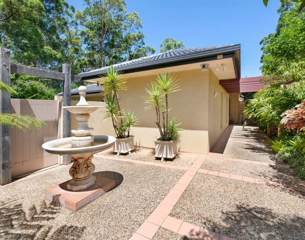 2 Ballyliffen Court, Robina QLD 4226