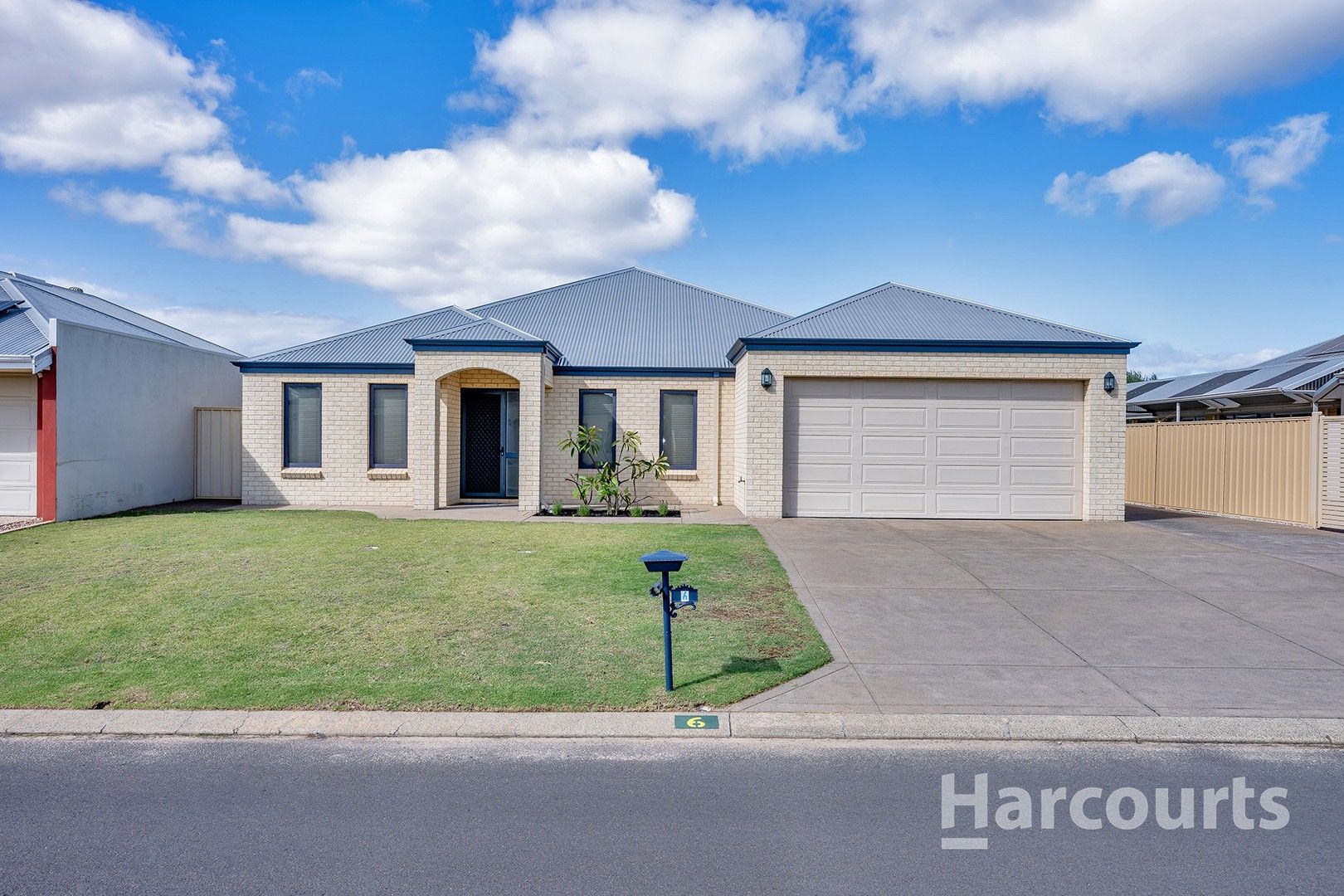 3 bedrooms House in 6 Berkeley View MILLBRIDGE WA, 6232