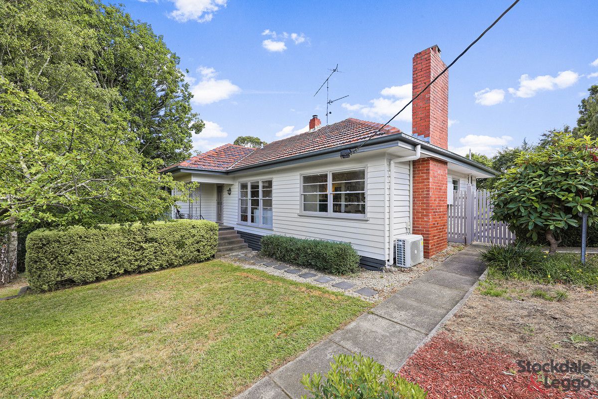 3B Farmer Street, Mirboo North VIC 3871, Image 1