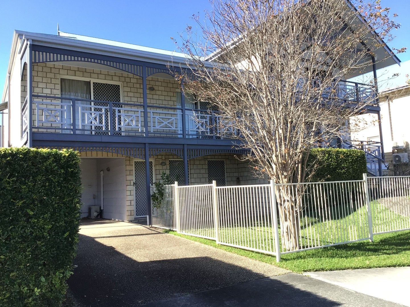 3 bedrooms Townhouse in 1/197 High Street SOUTHPORT QLD, 4215
