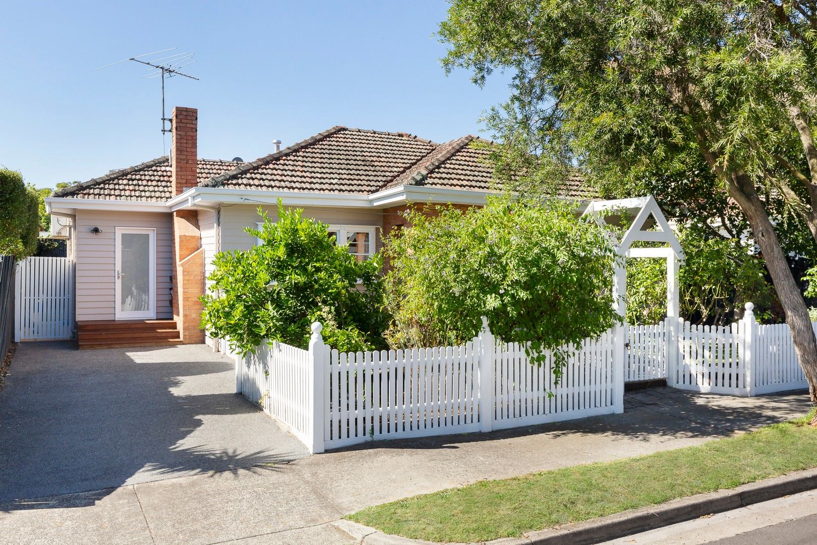 15 Hobson Street, Sandringham VIC 3191, Image 0