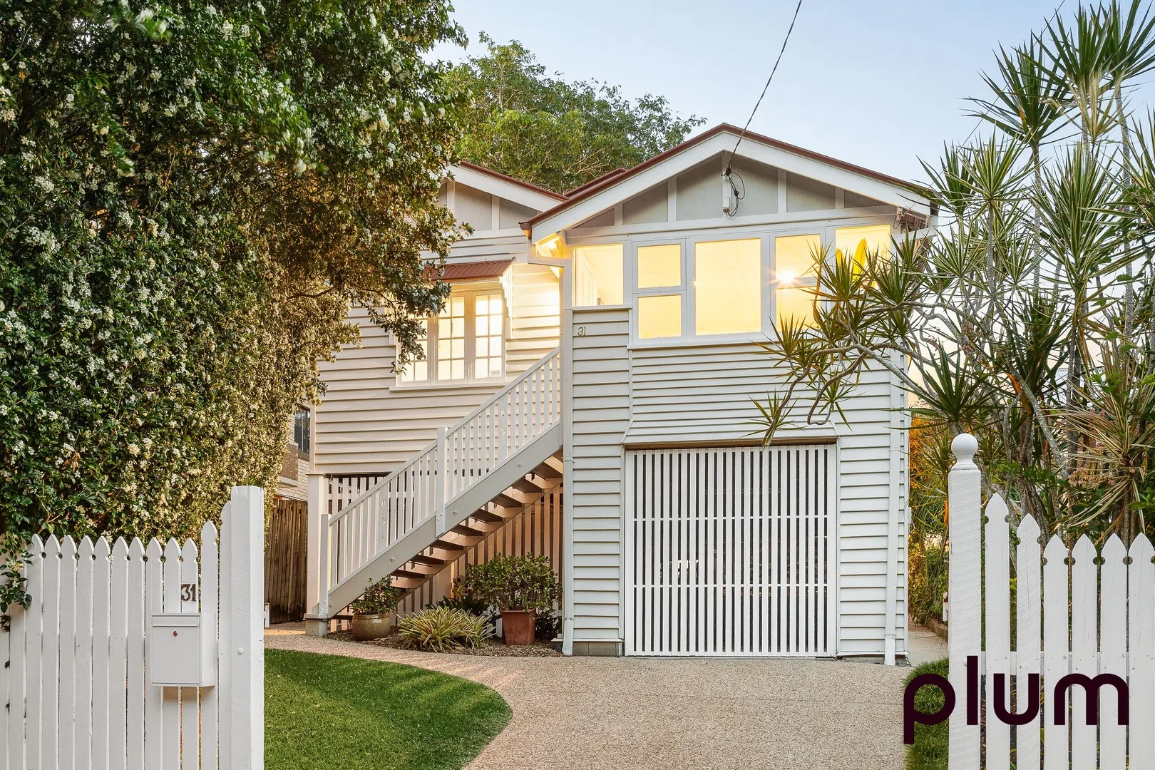 31 The Esplanade, Ashgrove QLD 4060