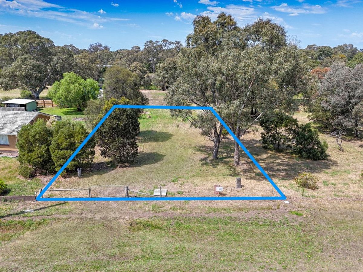 43 Parker Street, Dunkeld VIC 3294, Image 2