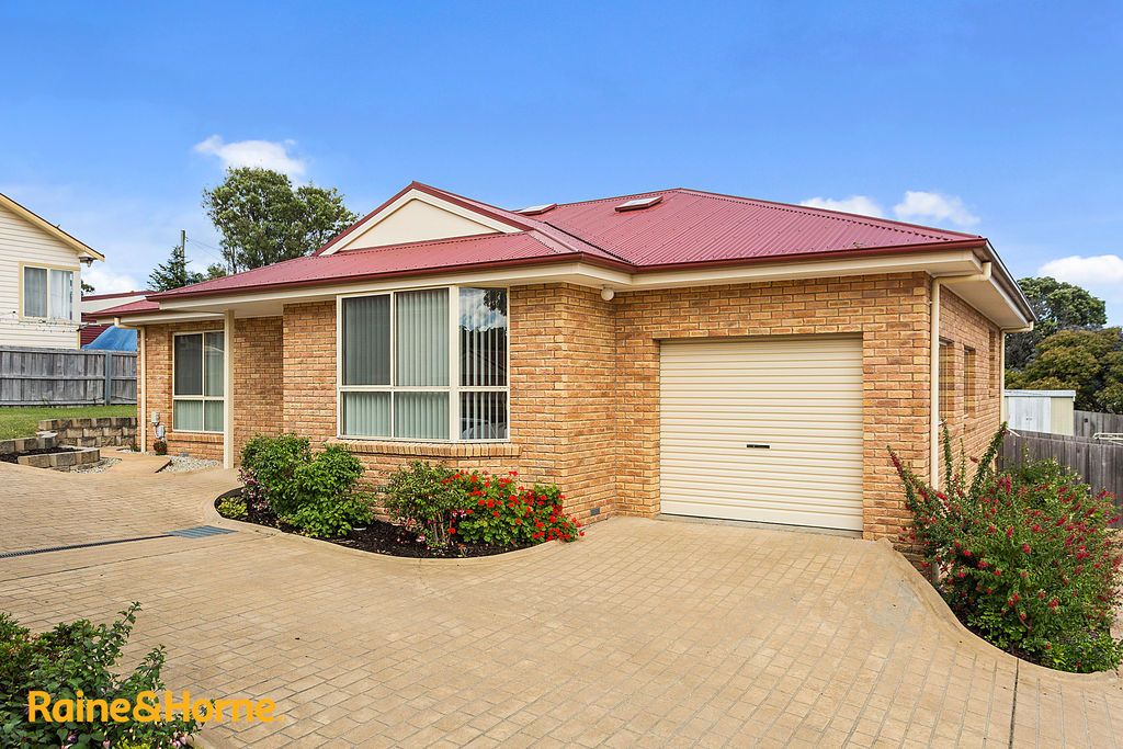 4/4 Home Avenue, Blackmans Bay TAS 7052, Image 0