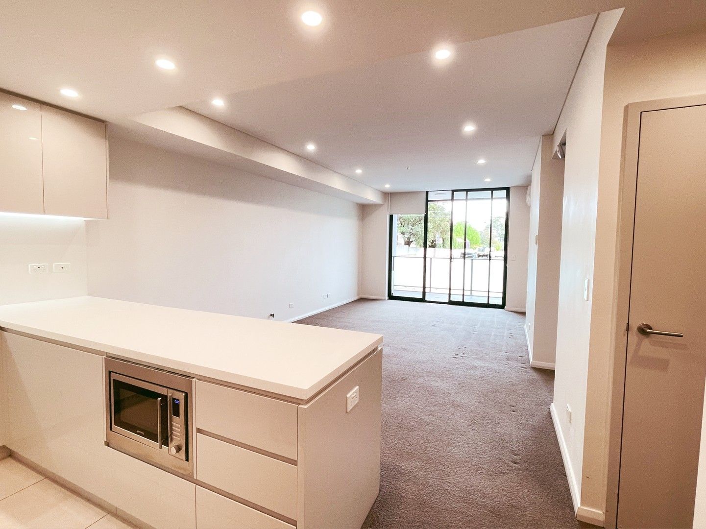 2 bedrooms Apartment / Unit / Flat in G01/14 Woniora Road HURSTVILLE NSW, 2220