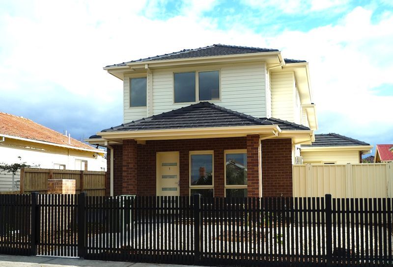 2 bedrooms Apartment / Unit / Flat in 1/11 Statters Street COBURG VIC, 3058
