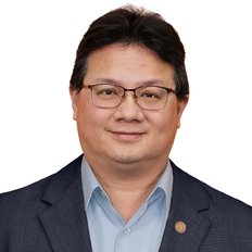 Andy Huang, Sales representative