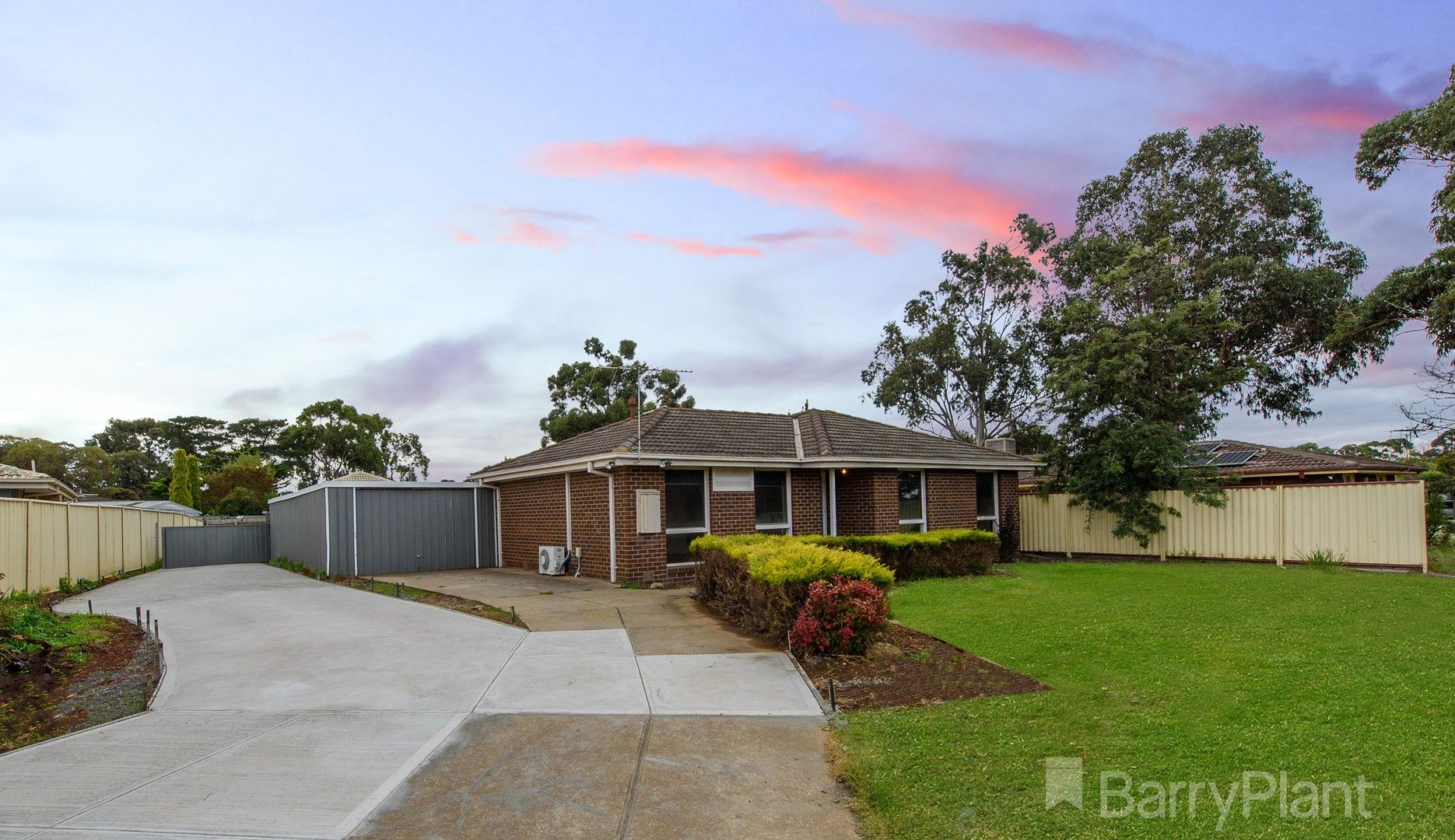 7 Shalimar Place, Melton West VIC 3337 Domain