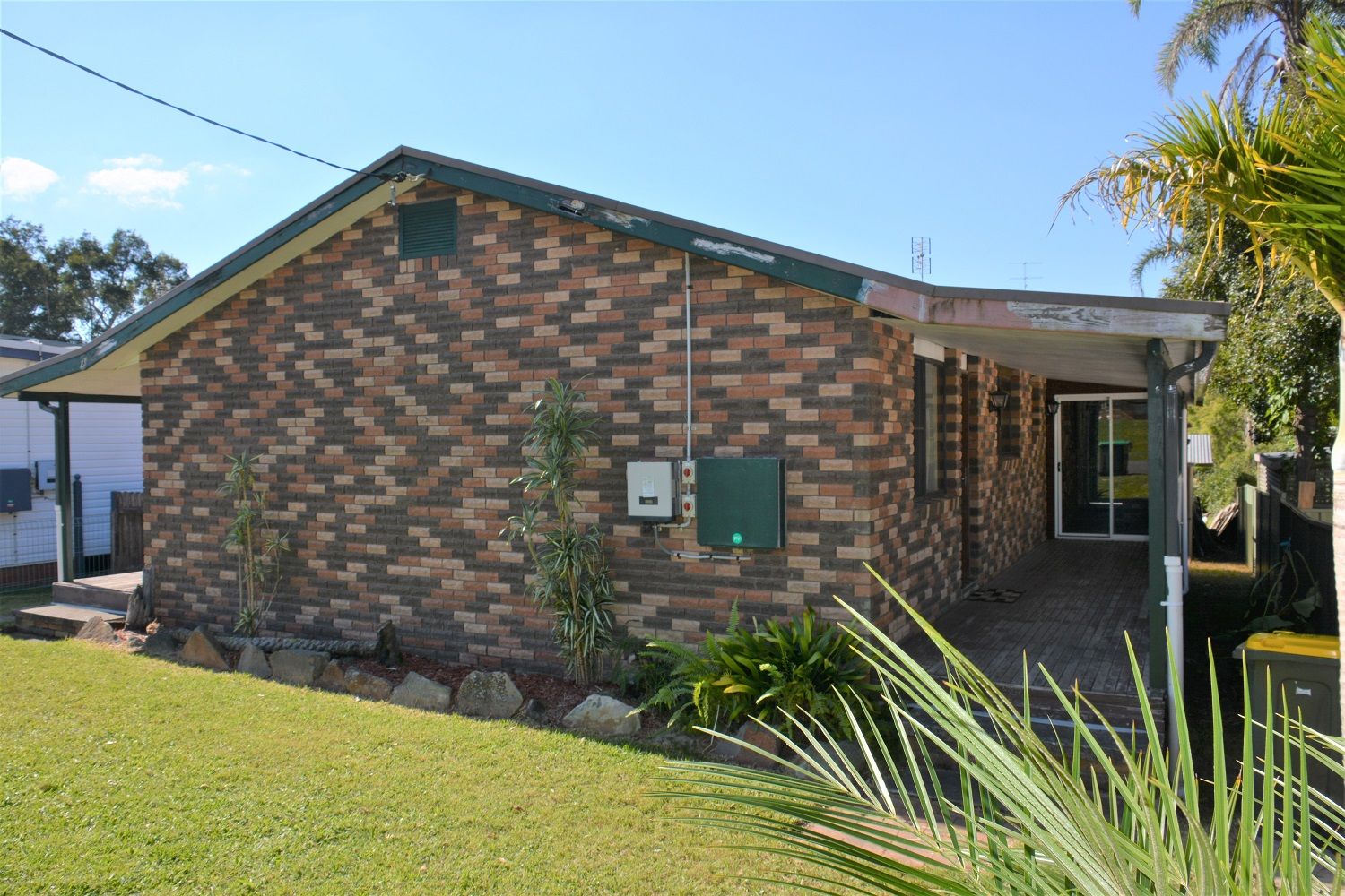 68 Warrina Avenue, Summerland Point NSW 2259, Image 1