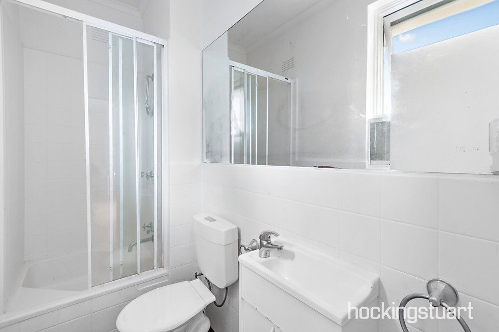 14/239 Canterbury Road, St Kilda West VIC 3182, Image 2