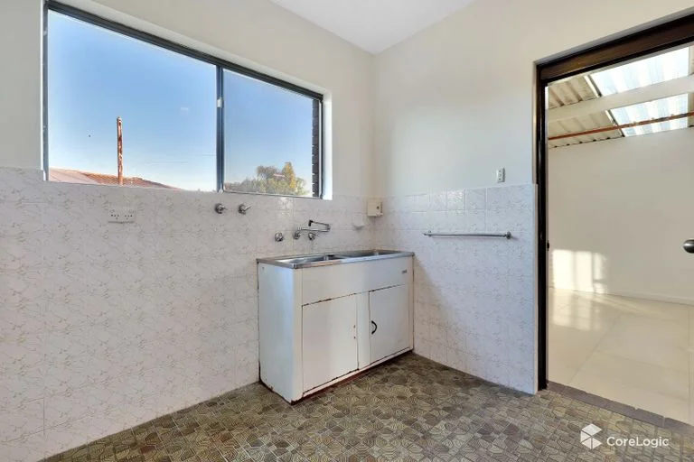 Additional image 12 of 42 Sutherland Drive, Thornlie WA 6108