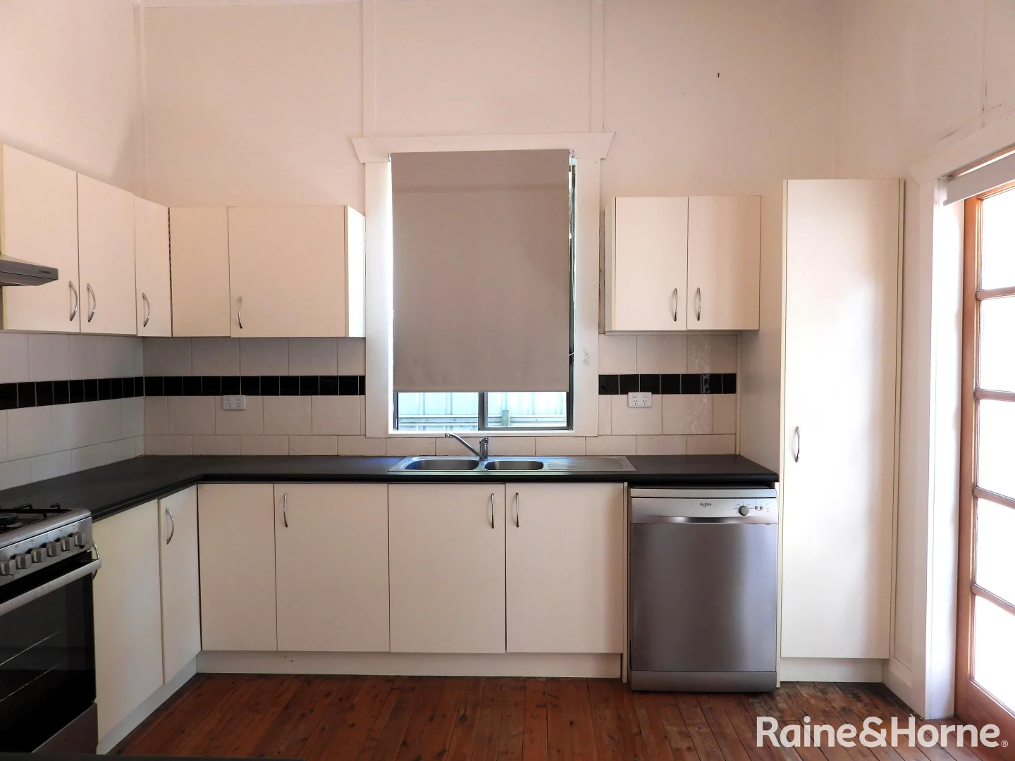 Additional image 3 of Moree NSW 2400