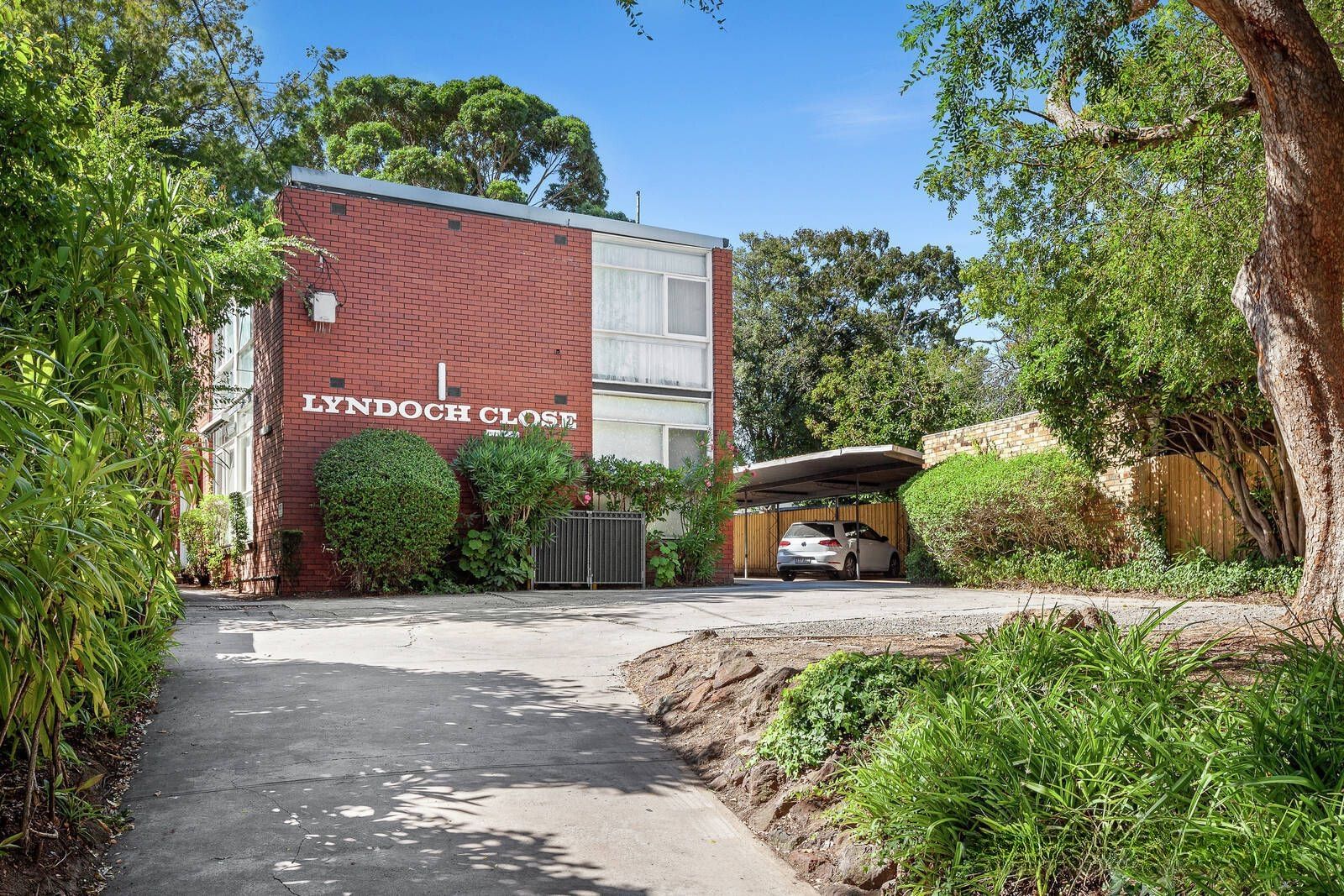 2 bedrooms Apartment / Unit / Flat in 10/59 Riversdale Road HAWTHORN VIC, 3122
