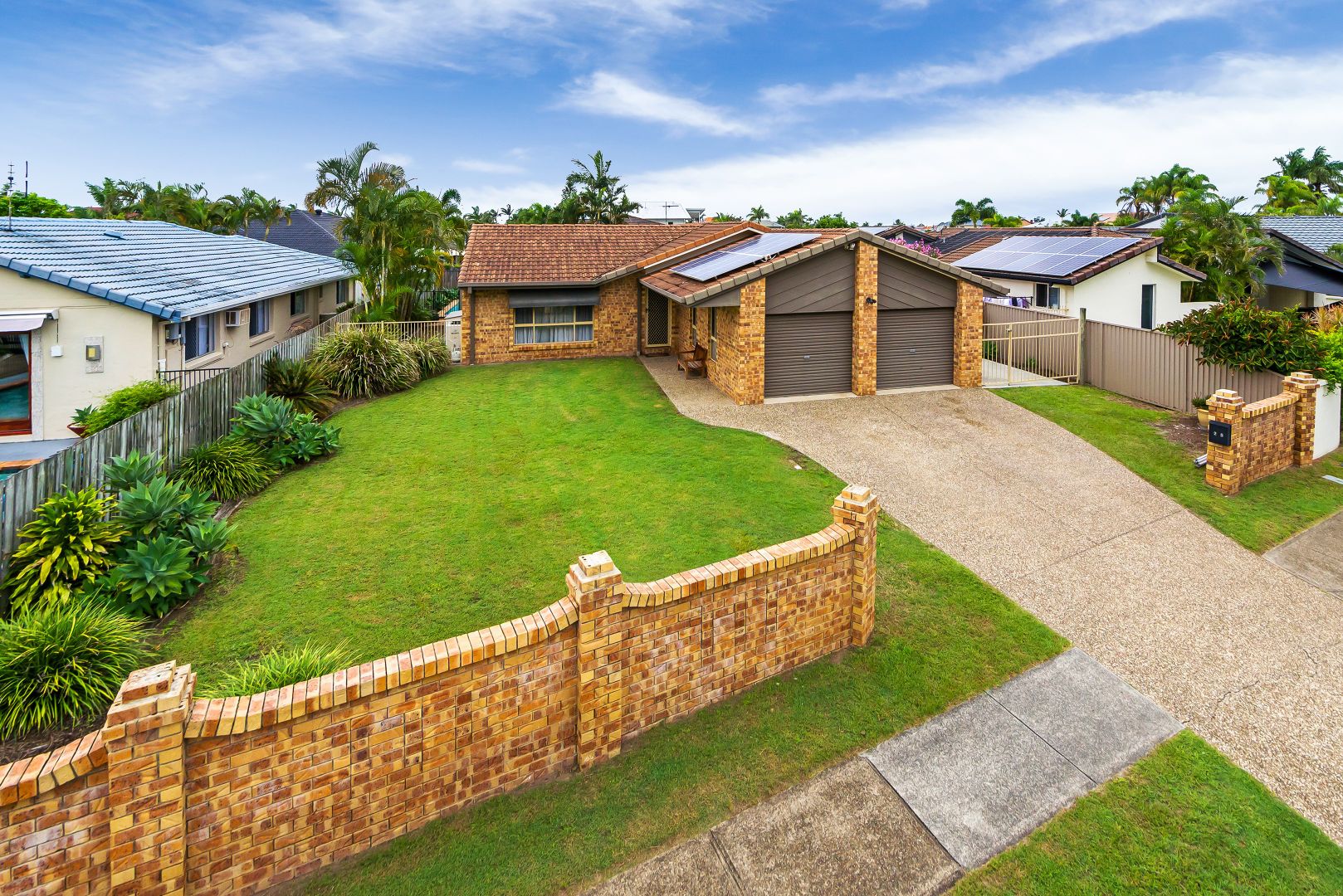 275 Morala Avenue, Runaway Bay QLD 4216, Image 2