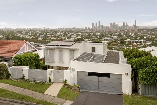16 Wentworth Parade Balmoral 4171 - Image 3