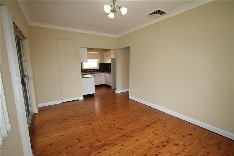 96 Preddys Road, Bexley North NSW 2207, Image 2