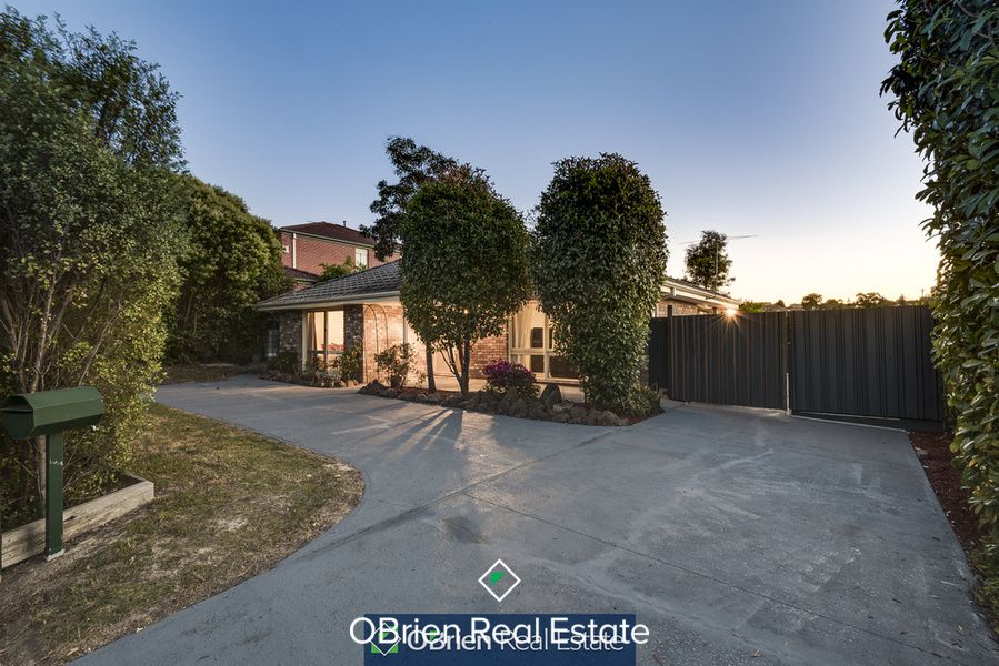 3 bedrooms House in 59 Crossdale Rise ENDEAVOUR HILLS VIC, 3802