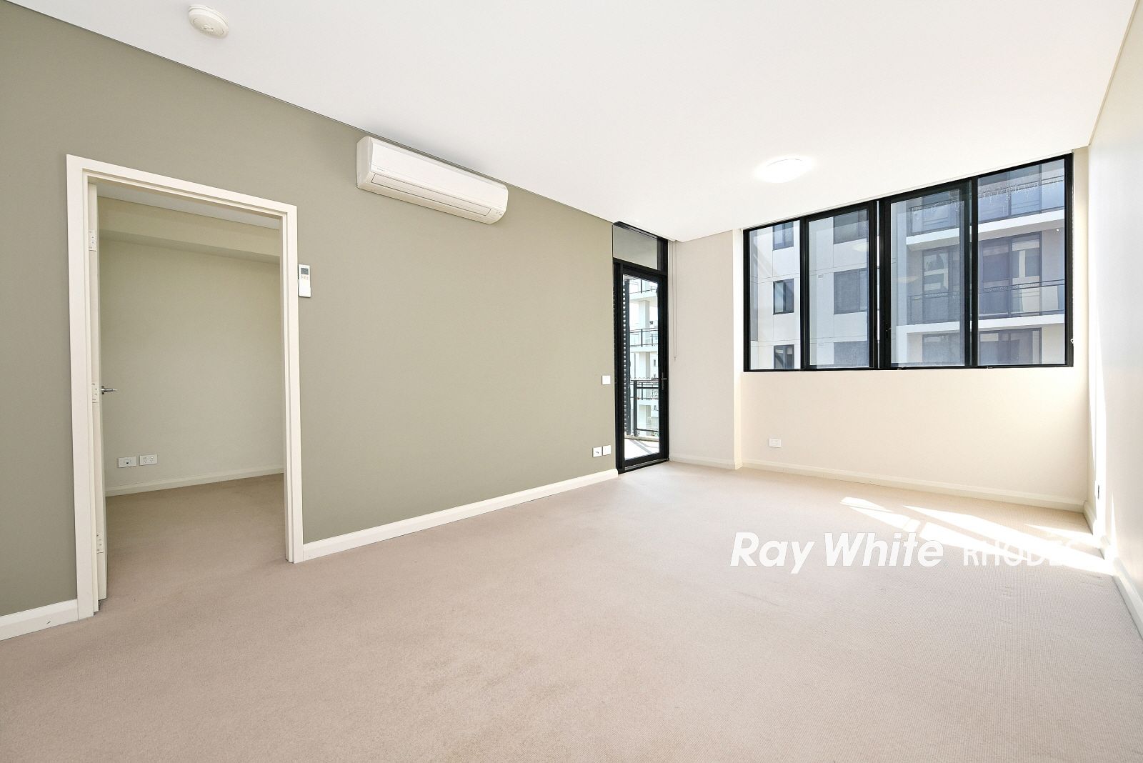 1 bedrooms Apartment / Unit / Flat in 512/48 Amalfi Drive WENTWORTH POINT NSW, 2127