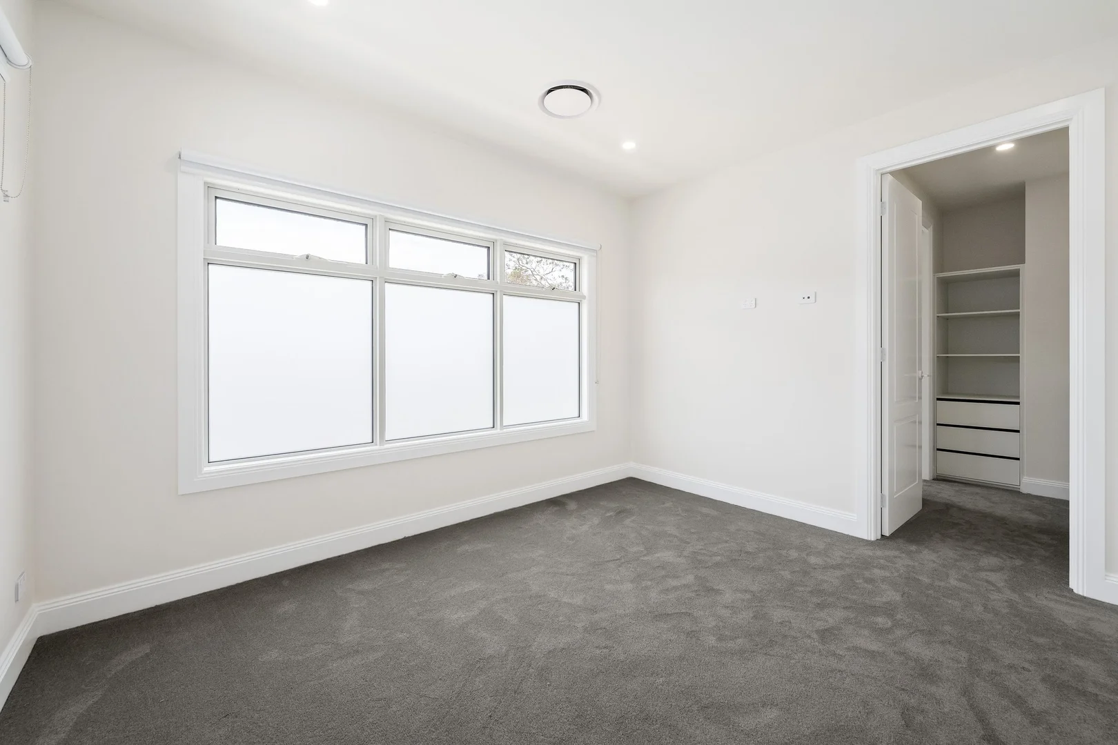 Additional image 4 of 2/103 Mountain View Road, Montmorency VIC 3094