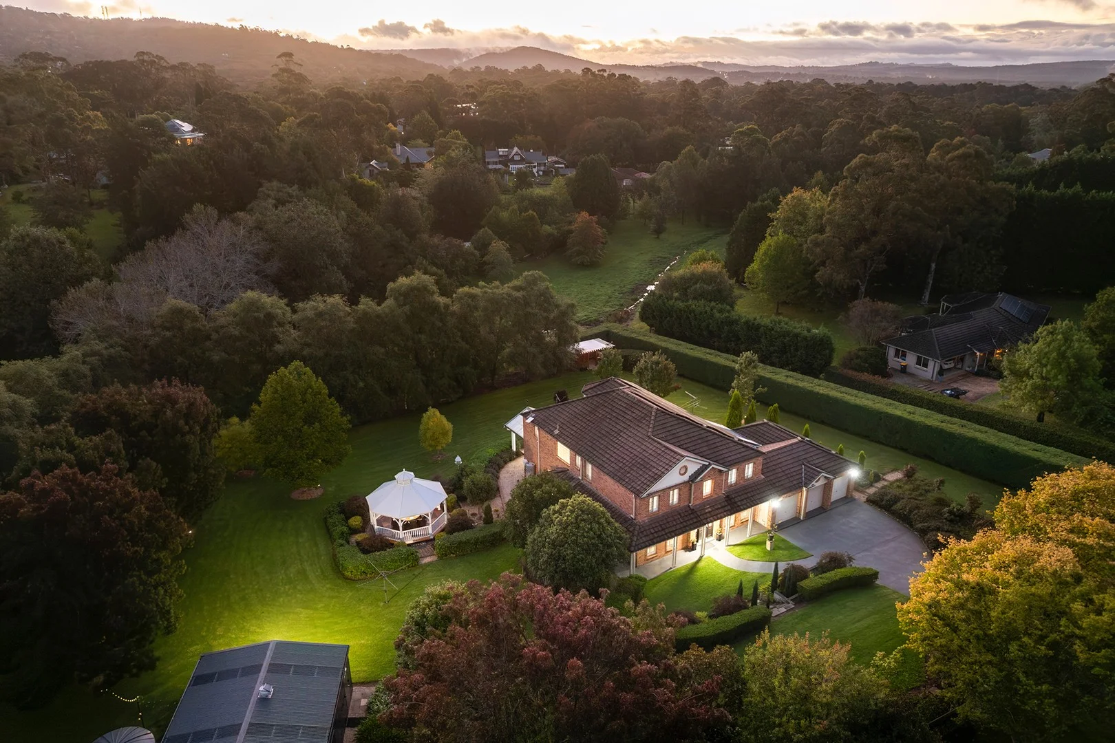 8 Farnham Close, Mittagong NSW 2575