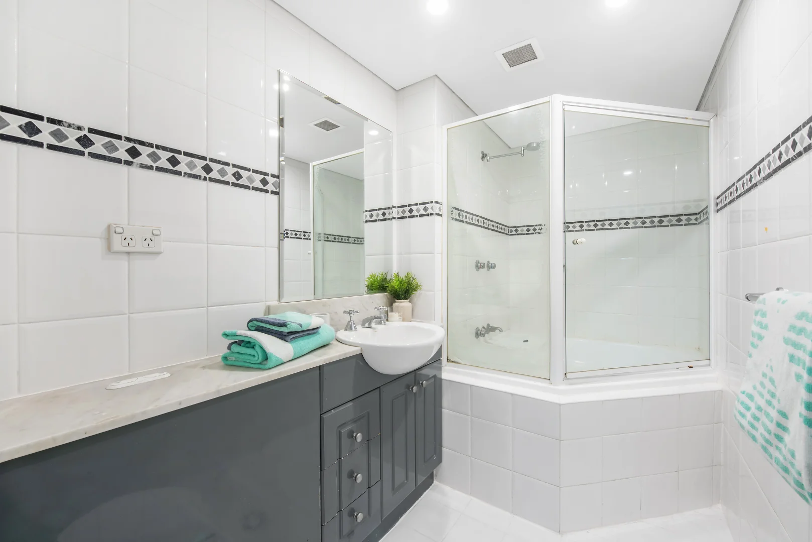 Additional image 6 of 8/92 Parraween Street, Cremorne NSW 2090