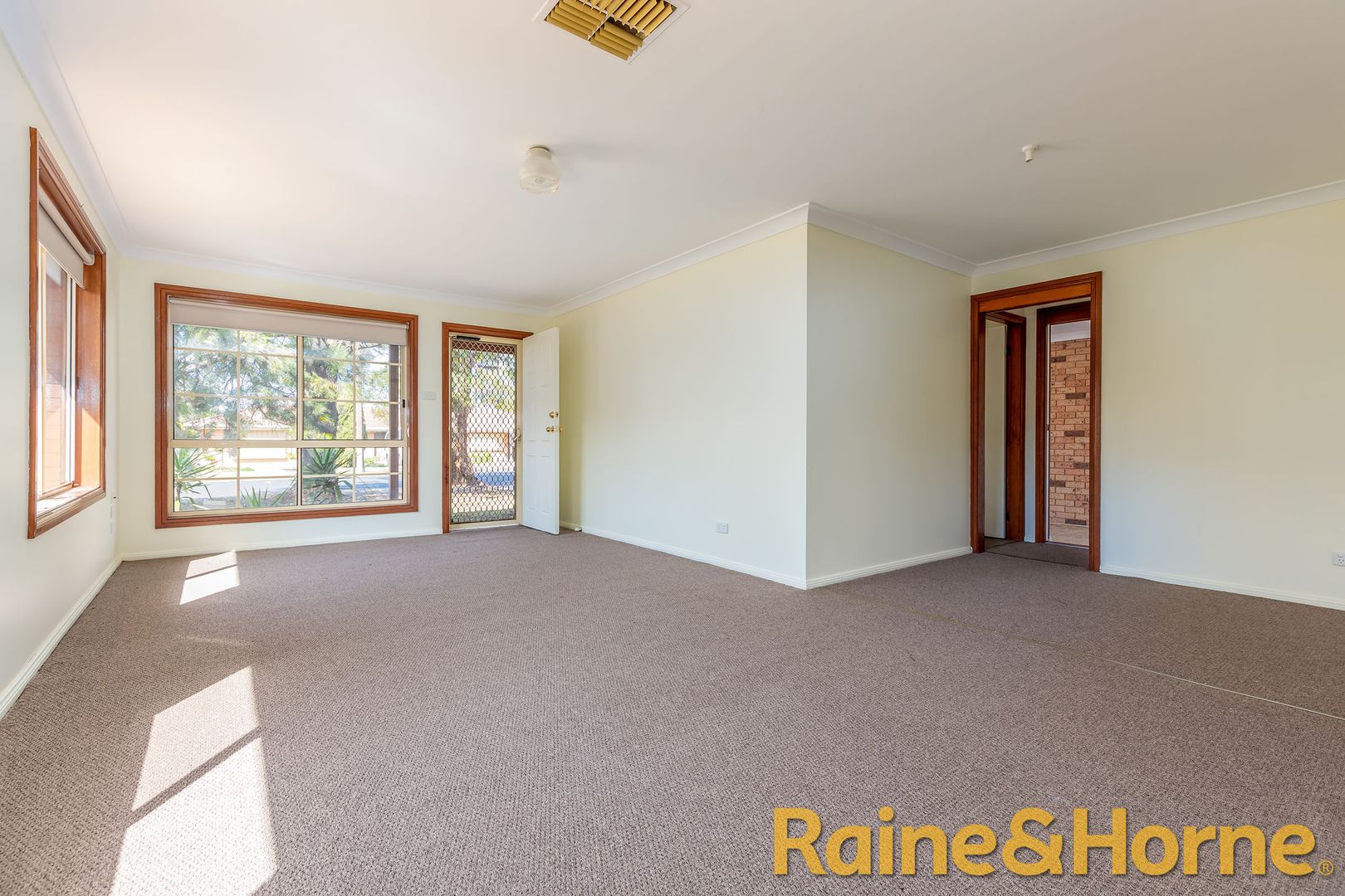 27-29 Howard Avenue, Dubbo NSW 2830, Image 1