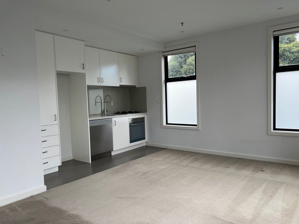 2 bedrooms Apartment / Unit / Flat in 13/12-16 Carrum Street MALVERN EAST VIC, 3145