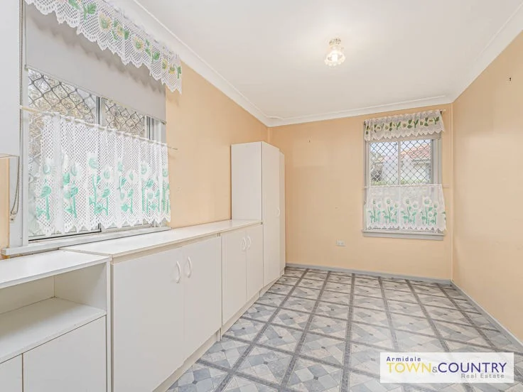 Additional image 6 of 10 Helen Avenue, Armidale NSW 2350