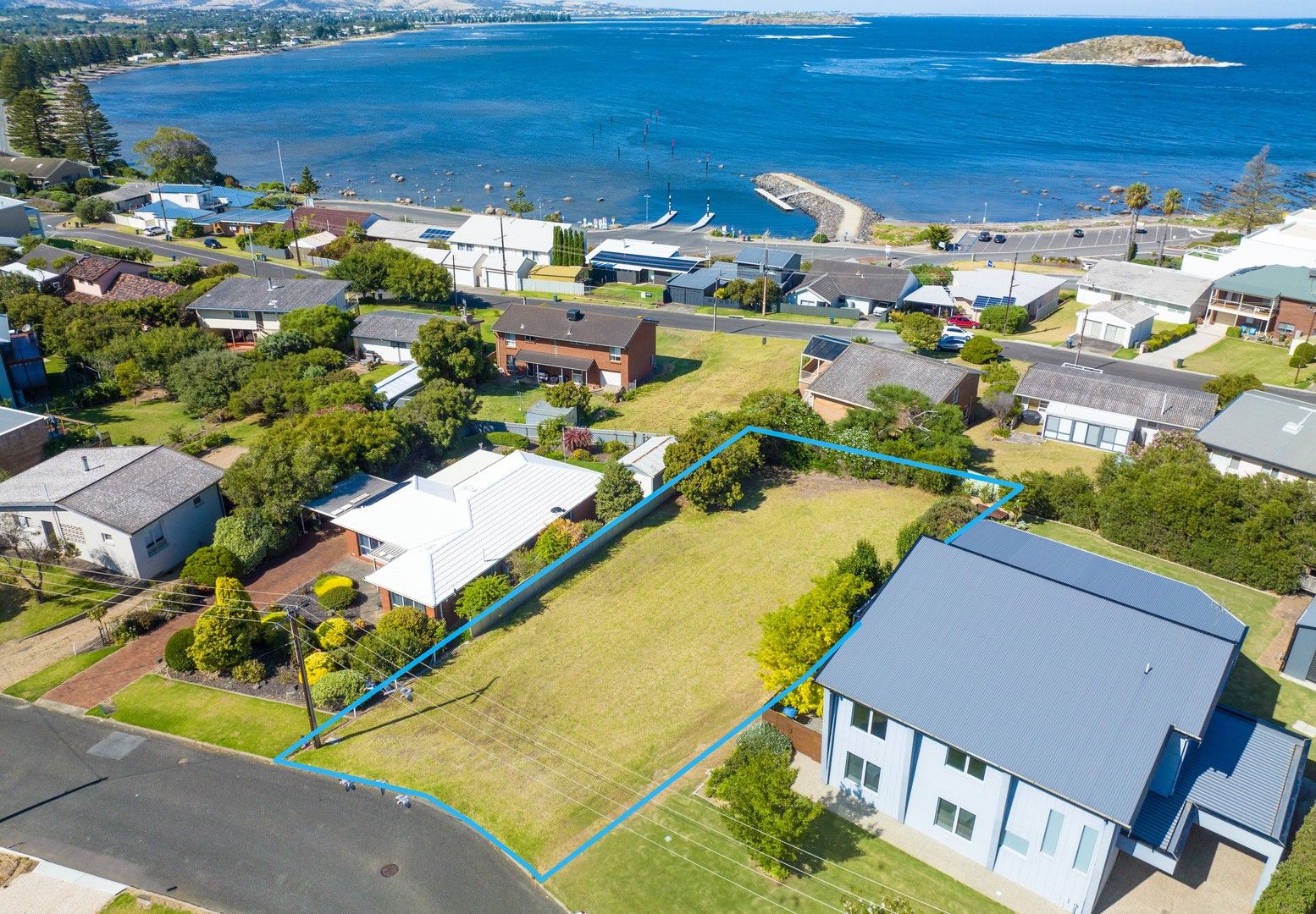 20 Viking Street, Encounter Bay SA 5211, Image 0