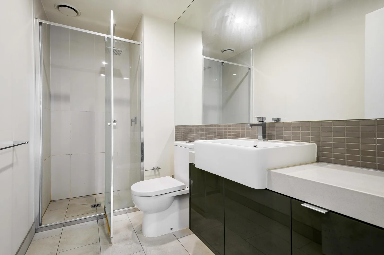 Additional image 5 of 404/33 Clarke Street, Southbank VIC 3006