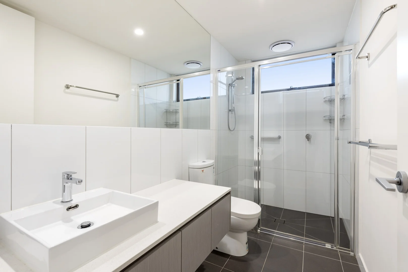 Additional image 5 of 6/24 Carlisle Road, Ferntree Gully VIC 3156