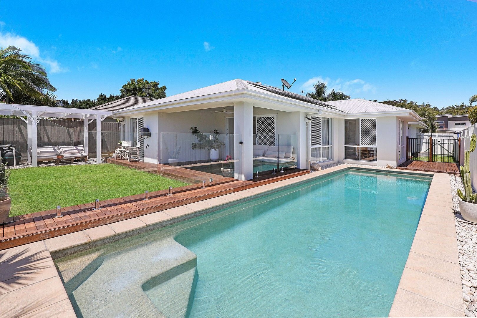 4 bedrooms House in 45 Frogmouth Circuit MOUNTAIN CREEK QLD, 4557