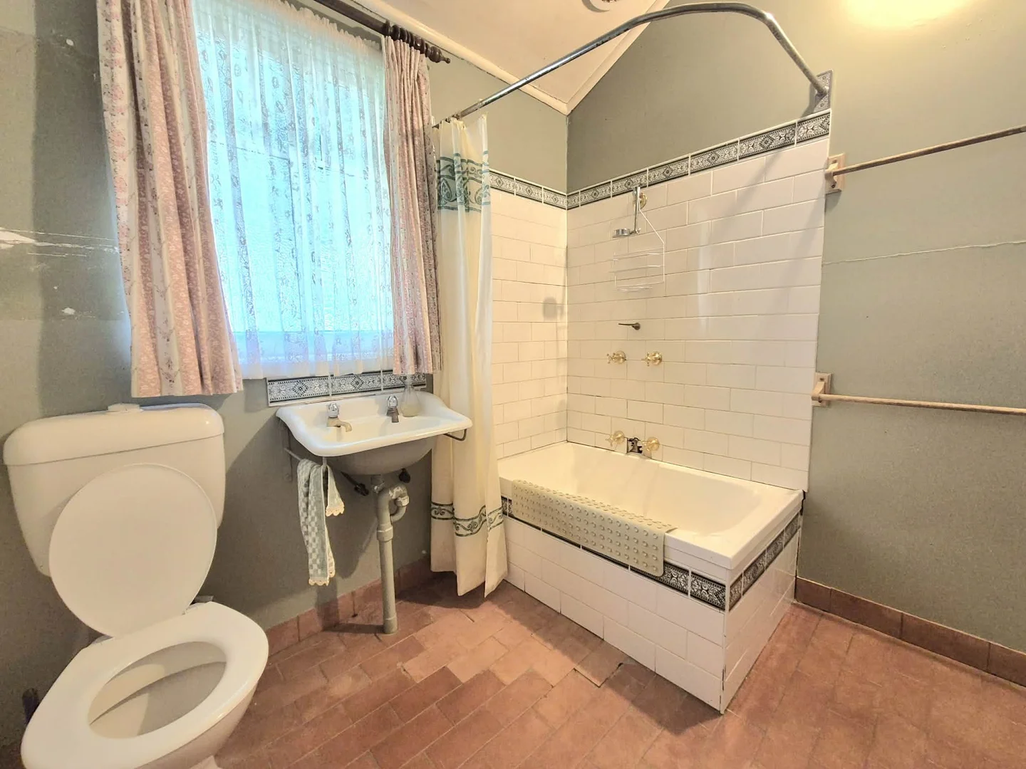 Additional image 13 of 10 O'Donnell St, Cootamundra NSW 2590