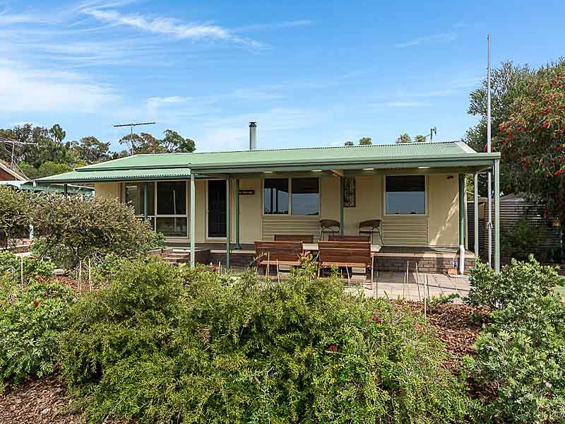 93 Island View Drive, Clayton Bay SA 5256, Image 0