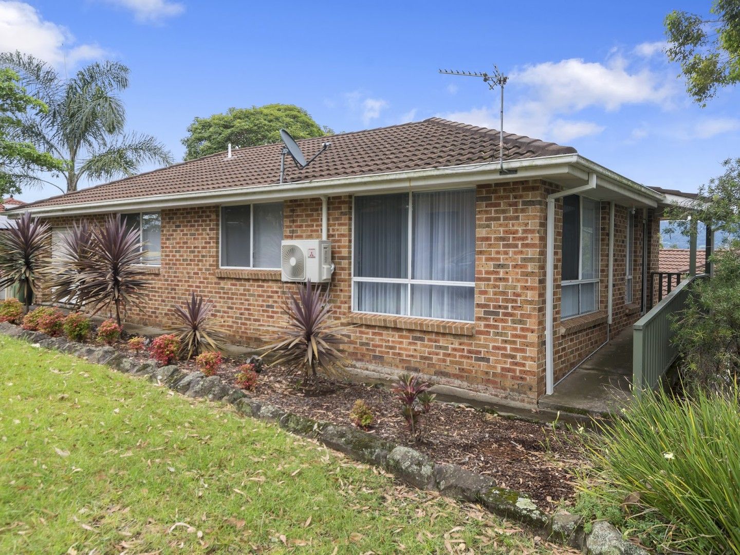 2/6 Darren Avenue, Kanahooka NSW 2530, Image 0