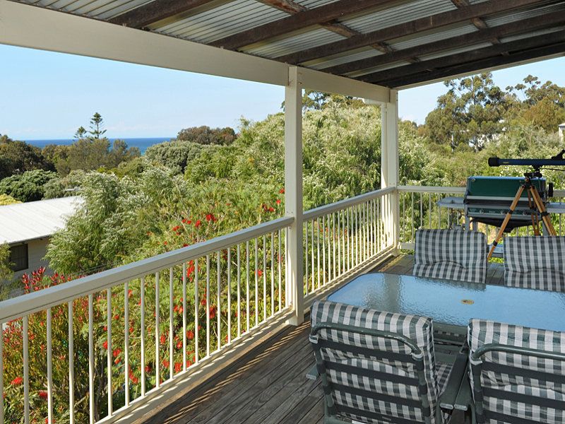 22 Ella Gladstone Drive, Eagle Bay WA 6281, Image 0