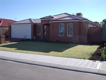 4 Yeo Street, Canning Vale WA 6155