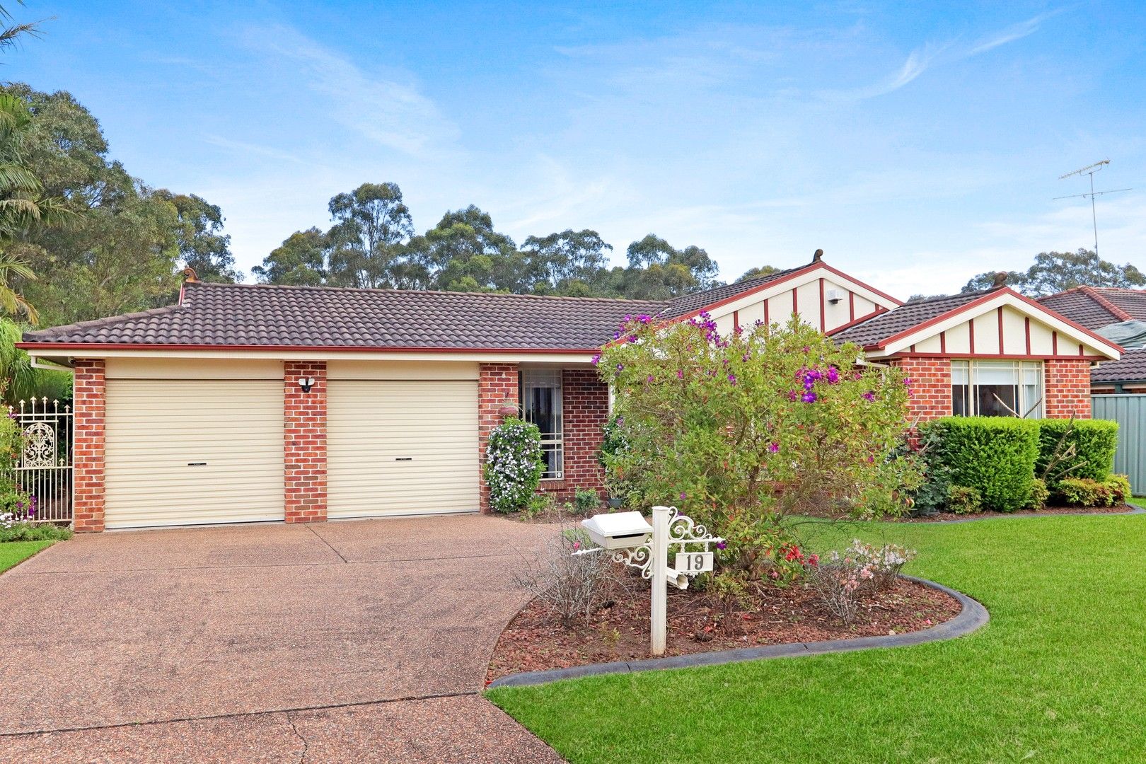 4 bedrooms House in 19 Manorhouse Boulevard QUAKERS HILL NSW, 2763