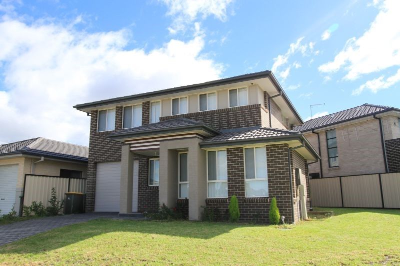 3 bedrooms House in 215 Ash Road PRESTONS NSW, 2170