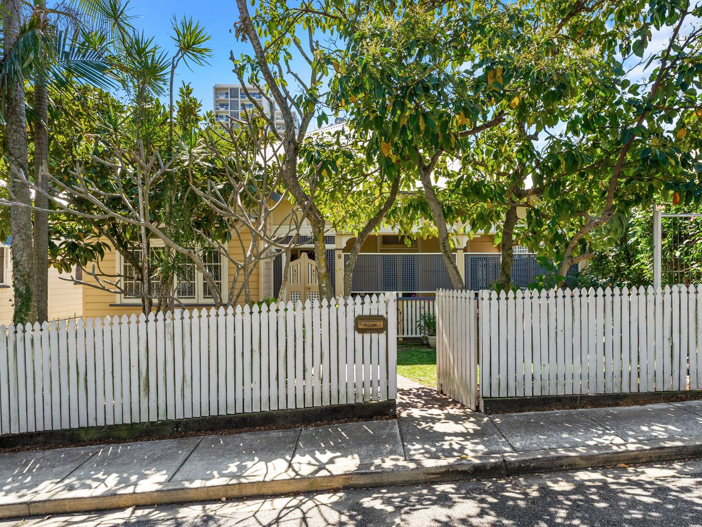 9 Hazlewood Street, Highgate Hill QLD 4101, Image 1