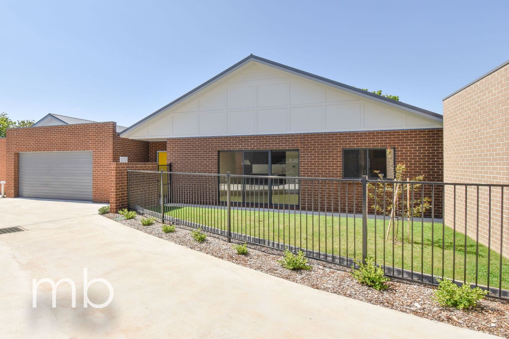 3 bedrooms Villa in 8/154 Sale Street ORANGE NSW, 2800