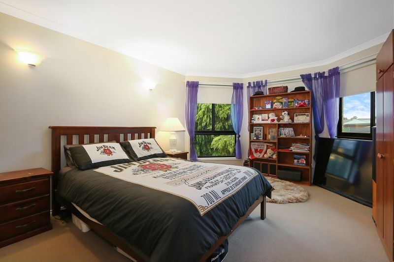 9 William Place, Howlong NSW 2643, Image 2