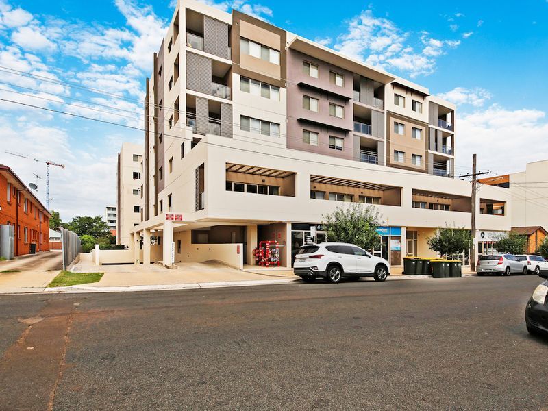 8/15-17 Warby Street, Campbelltown NSW 2560, Image 0