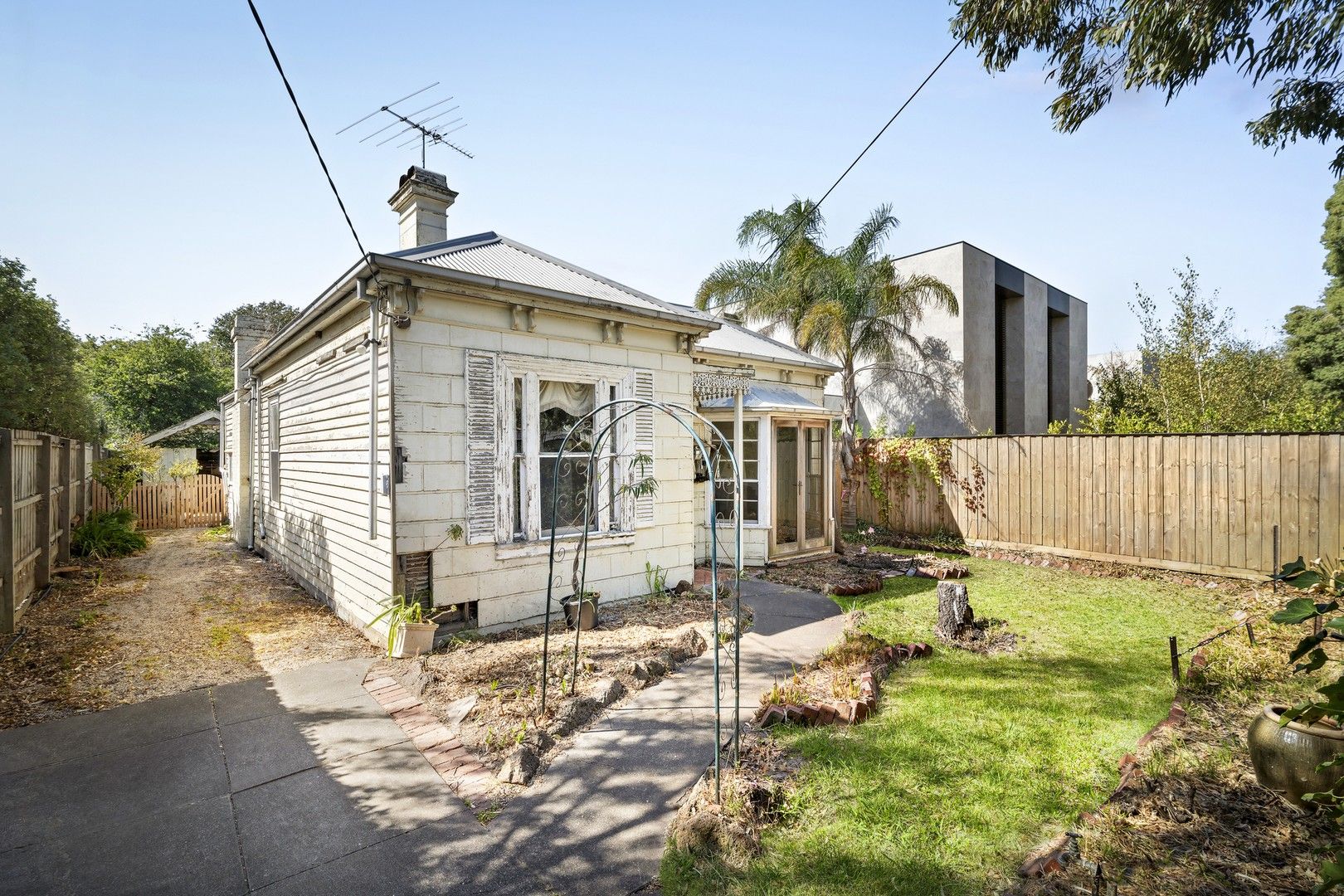 4 bedrooms House in 19 Wolseley Grove BRIGHTON VIC, 3186