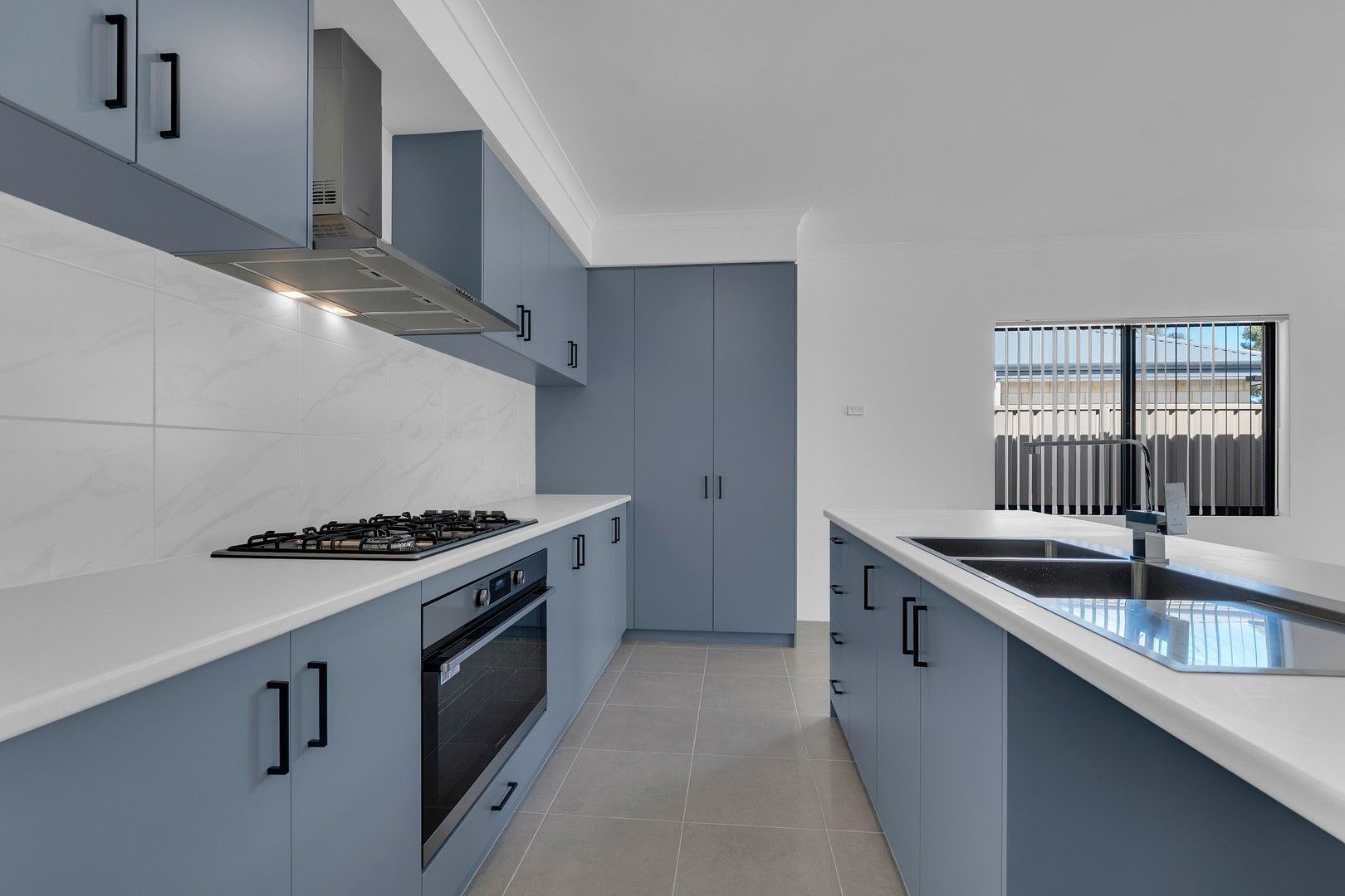 3 bedrooms House in 49A Hurlingham Loop MEADOW SPRINGS WA, 6210