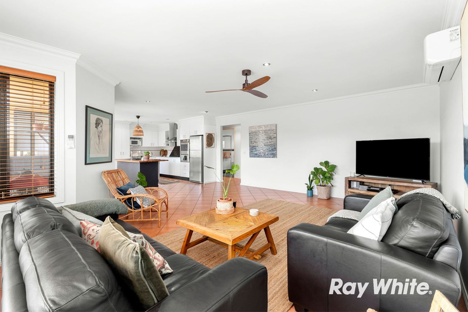 4 Oxley Place, Sunshine Bay NSW 2536, Image 2