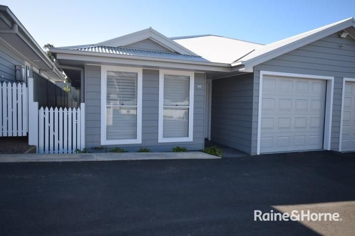 3 bedrooms Duplex in 34/30 Cavanagh Lane WEST NOWRA NSW, 2541