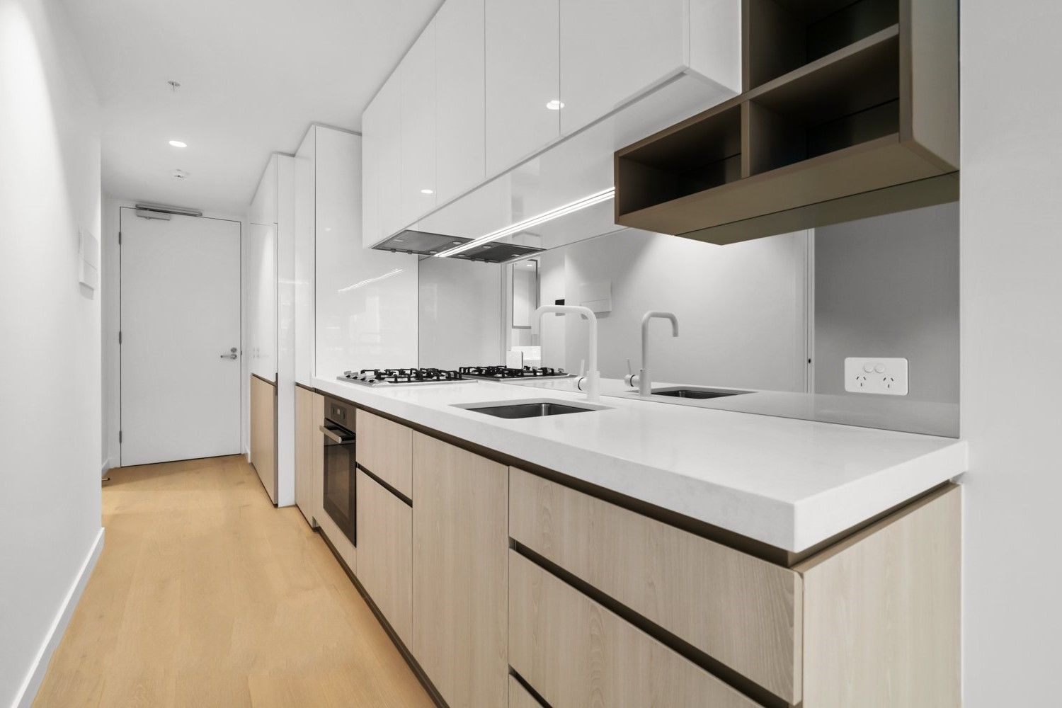 1 bedrooms Apartment / Unit / Flat in 809/25 Coventry Street SOUTHBANK VIC, 3006