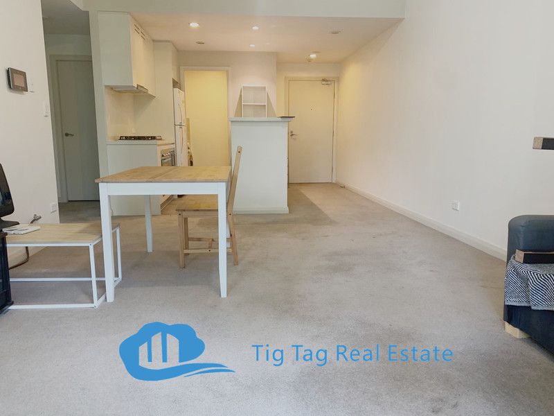 2 bedrooms Apartment / Unit / Flat in 404/3 Waterways Street WENTWORTH POINT NSW, 2127