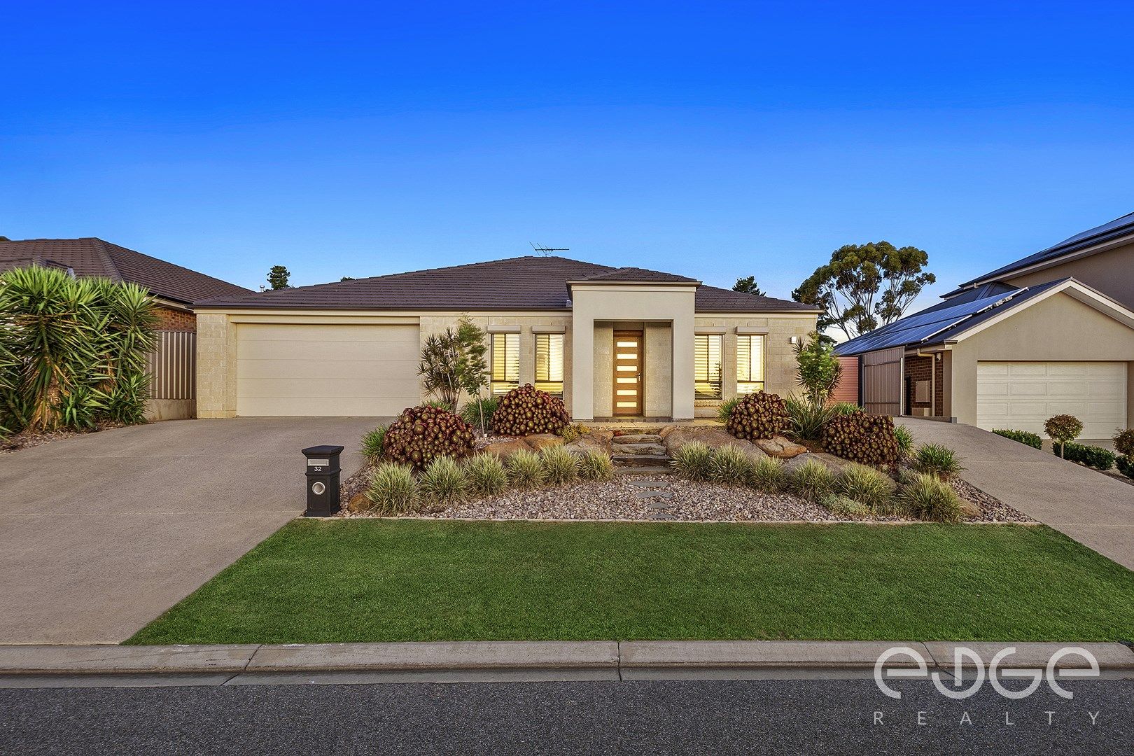 32 Manchester Circuit, Craigmore SA 5114, Image 0